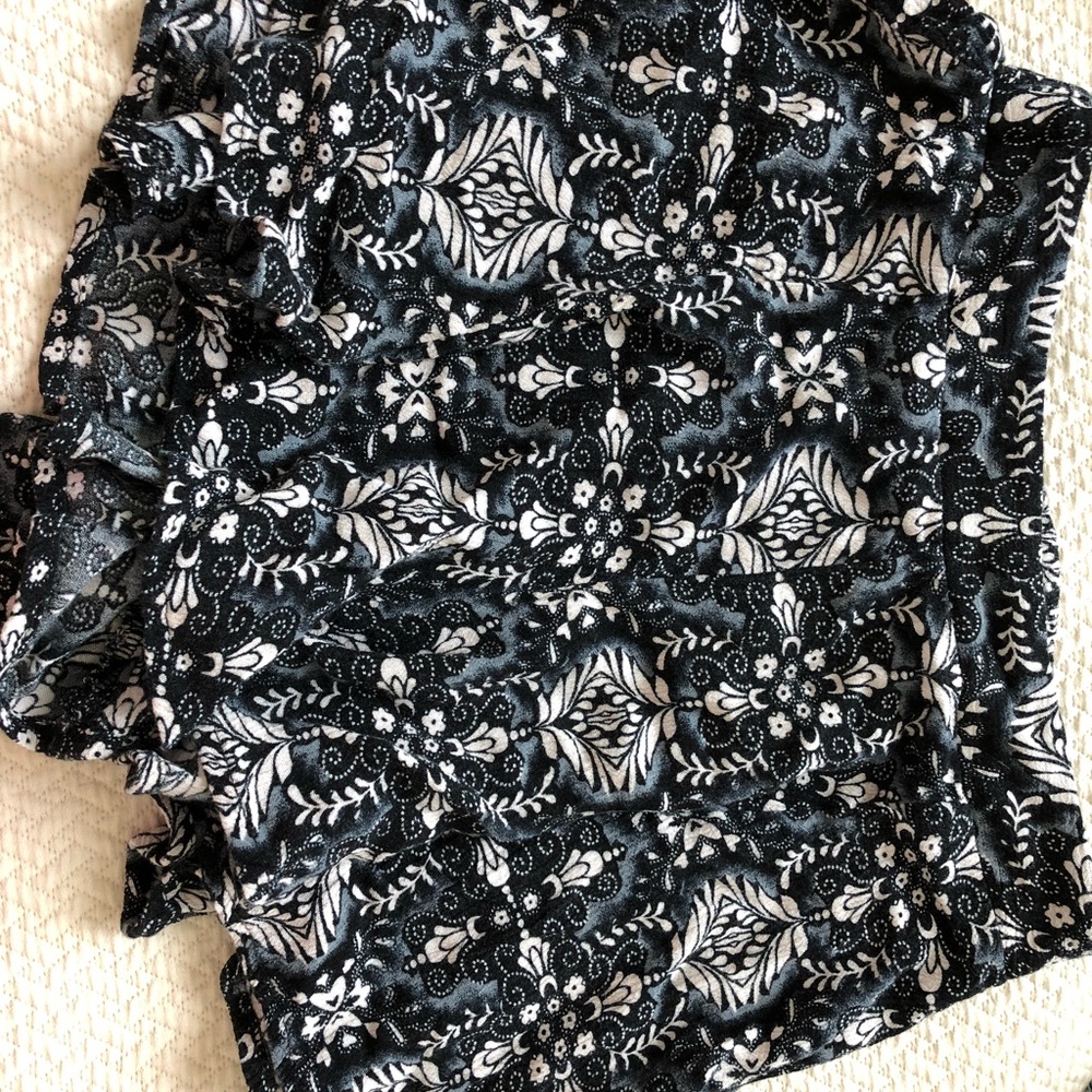 Lush printed flowy shorts